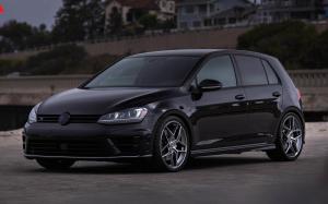 Volkswagen Golf R on HRE Wheels (FF11)
